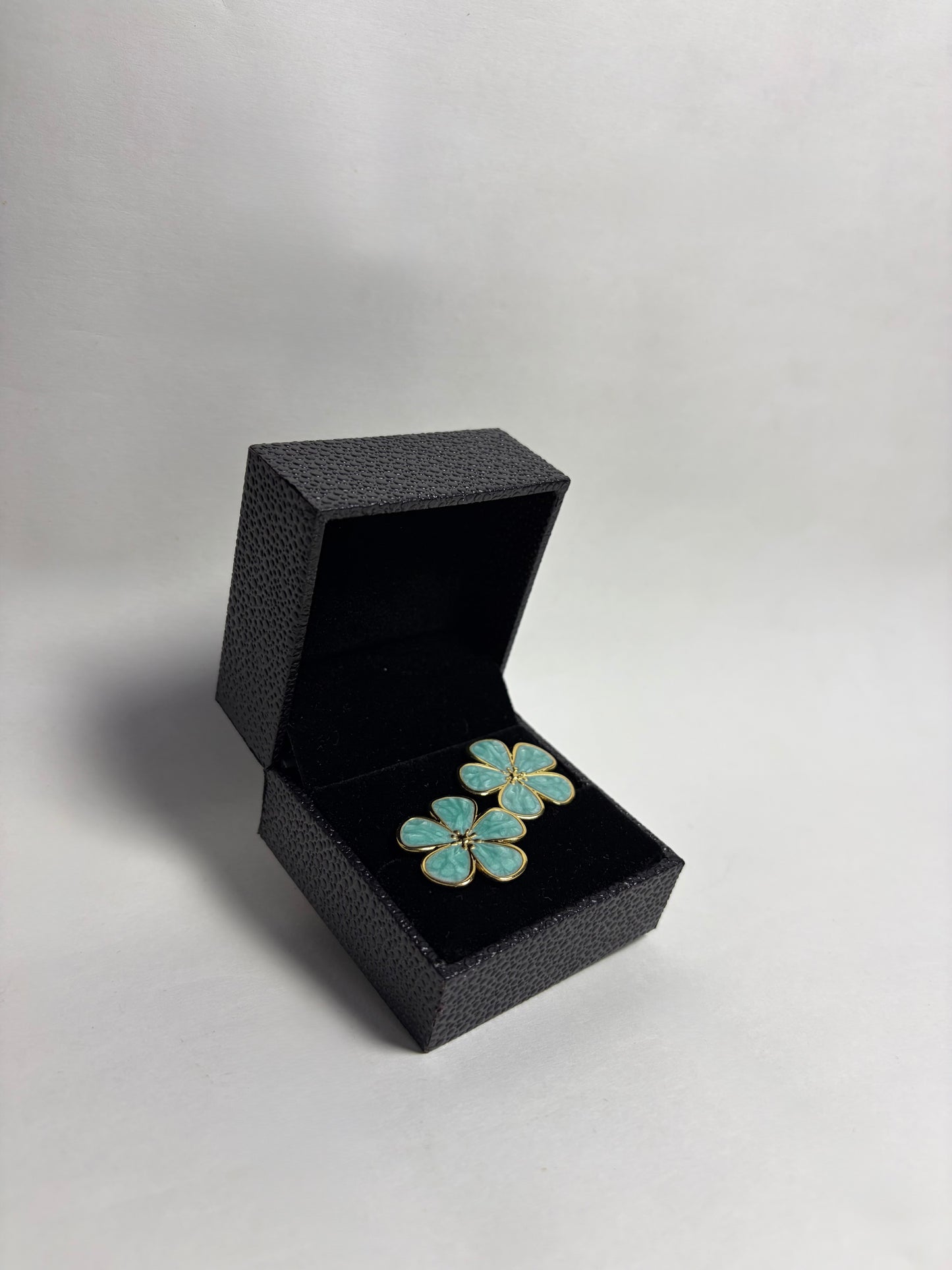 THE MINT PRIMROSE