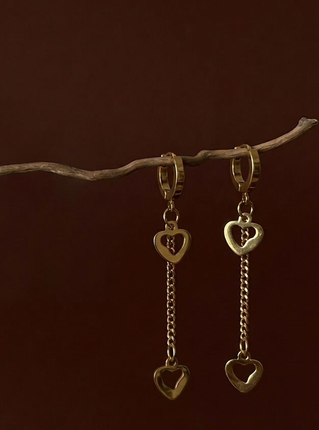 The Obsidian Heart dangles