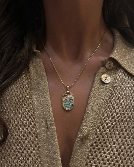 THE HORIZON NECKLACE